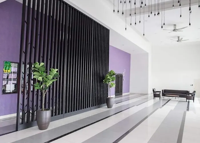 B2013The Platino Netflix 3Br Paradigm Mall By Stay