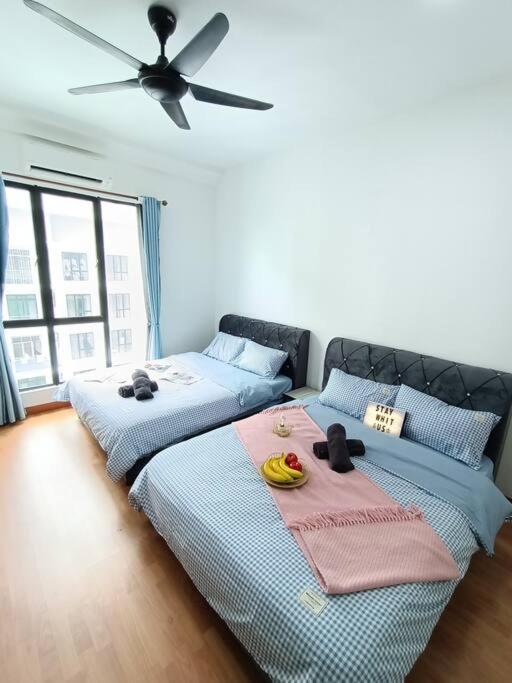 Apartment B2013the Platino Netflix 3br Paradigm Mall By