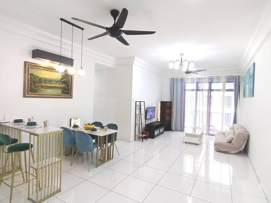 B2013the Platino Netflix 3br Paradigm Mall By Johor Bahru