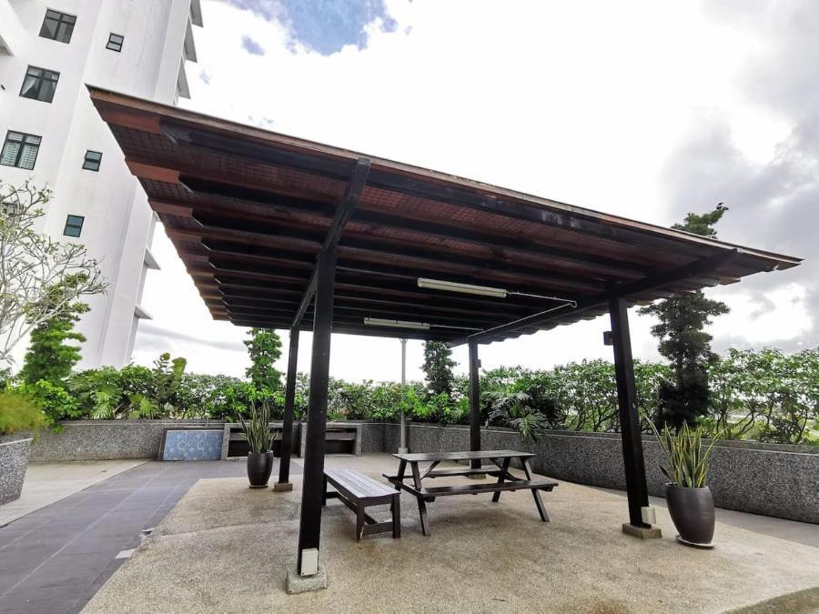 B2013the Platino Netflix 3br Paradigm Mall By Apartment Johor Bahru